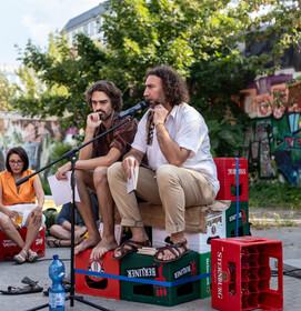 Poetry reading by Ghayath Almadhoun at 'Hotspot-Let’s talk!'