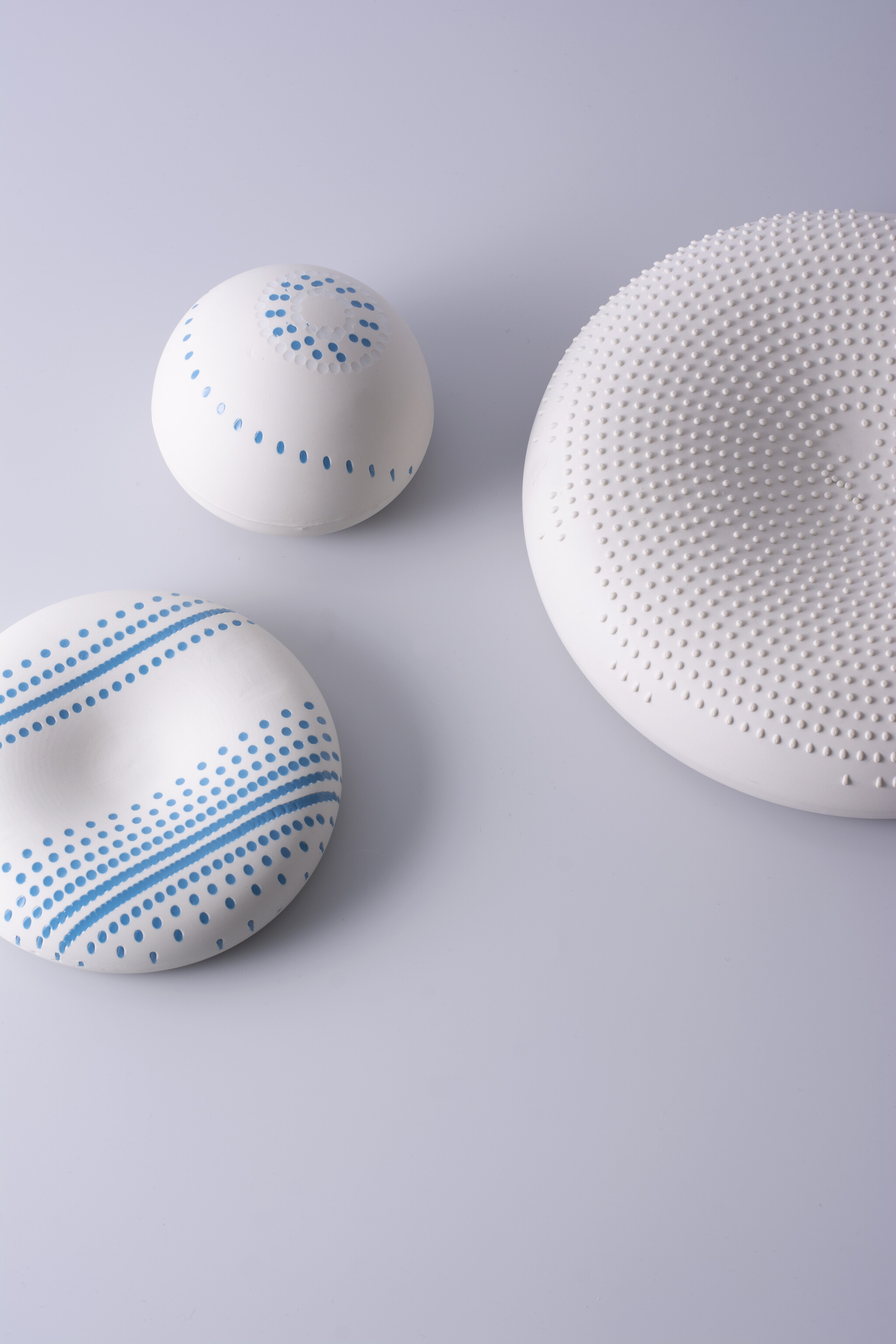 Dots and Traces by Izumi Yano & Xuting Luo