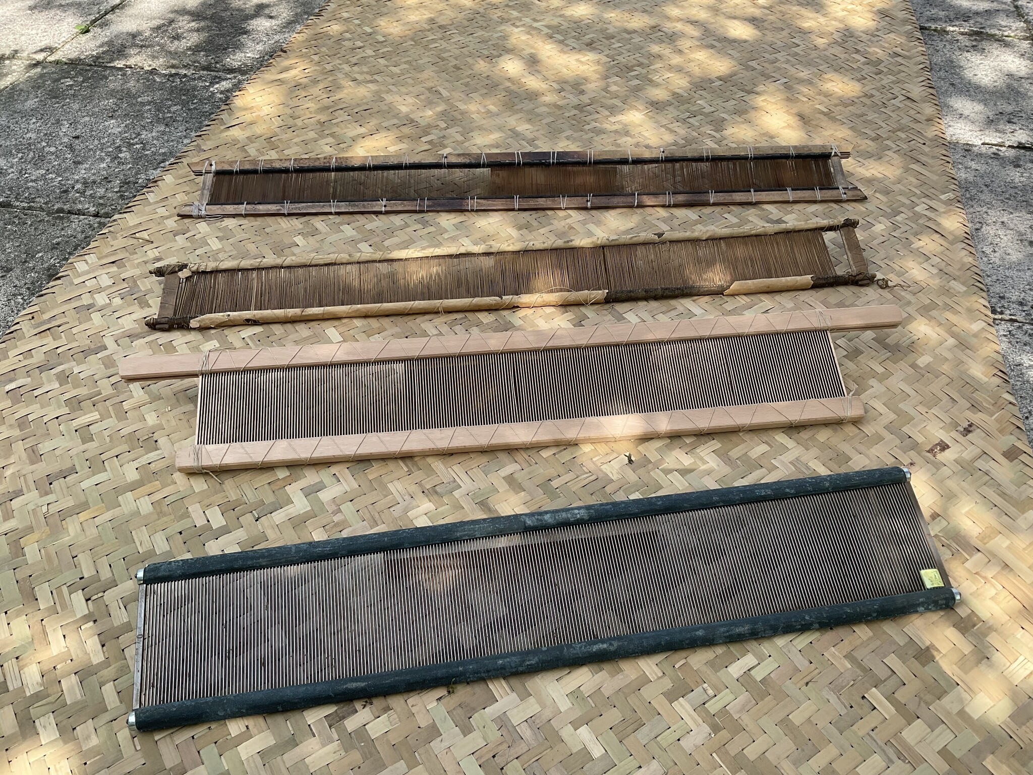 4 kinds of reed comb