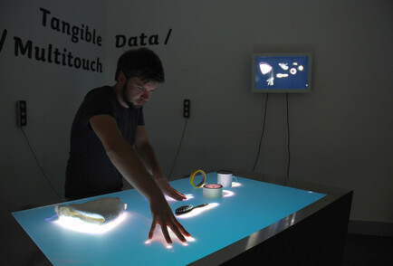 Tangible Data / Multitouch