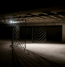 TEST - 2019 Friedrich Andreoni sound installation (metal gate, analog motors 210 x 300 cm)