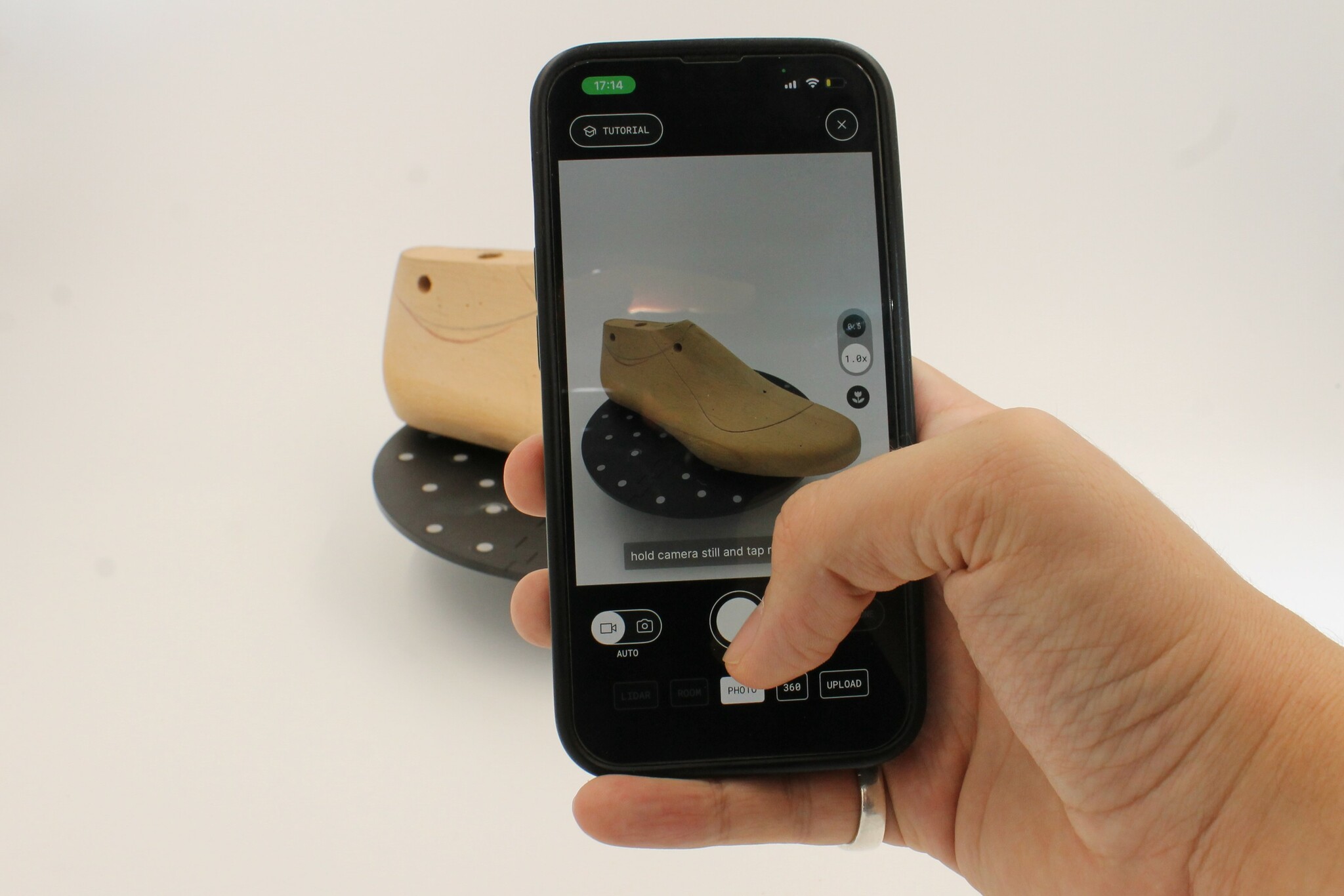 Reviving Traditional Crafts in the Digital Age: A Hybrid Workflow for Footwear Design | Jasper Mendel Reviving Traditional Crafts in the Digital Age: A Hybrid Workflow for Footwear Design | Jasper Mendel