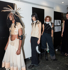 seefashion24 / catwalk / backstage