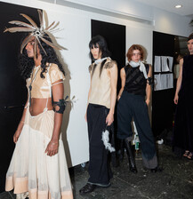 seefashion24 / catwalk / backstage
