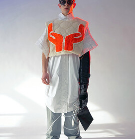 Bridging Space and Time - Kollektion