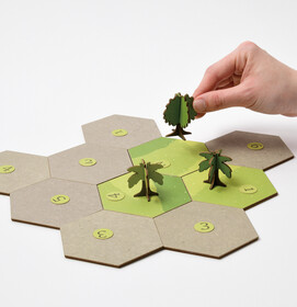 Cocoa Forest – Family-friendly board game design | Xuting Luo