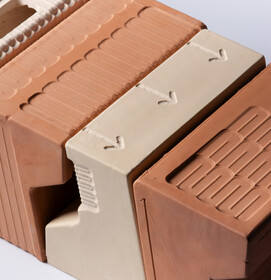 New Ornament by Thien Thanh Vo & Marc Goldbach