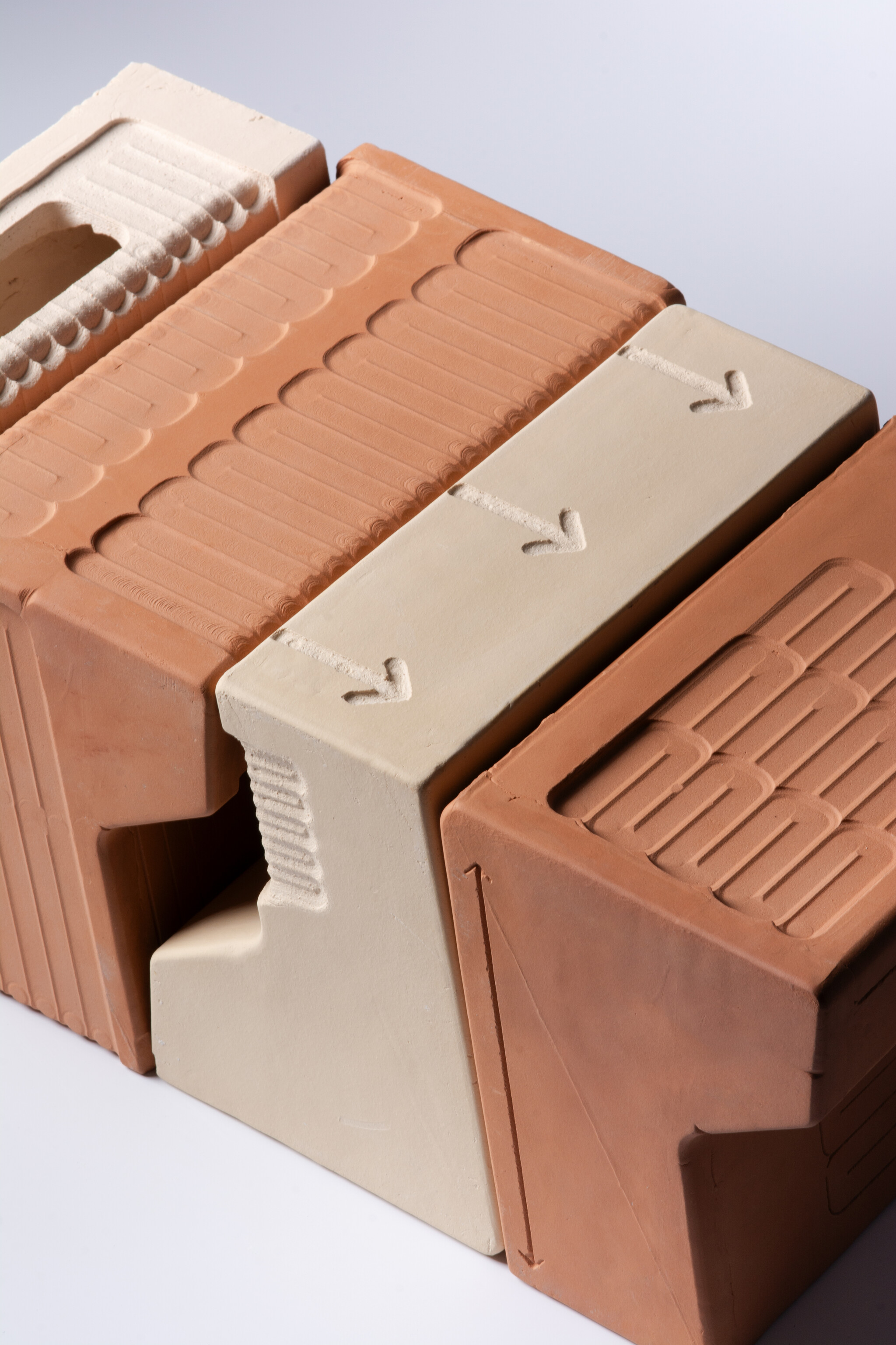 New Ornament by Thien Thanh Vo & Marc Goldbach