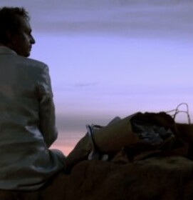Man on stone_Filmstill.jpg