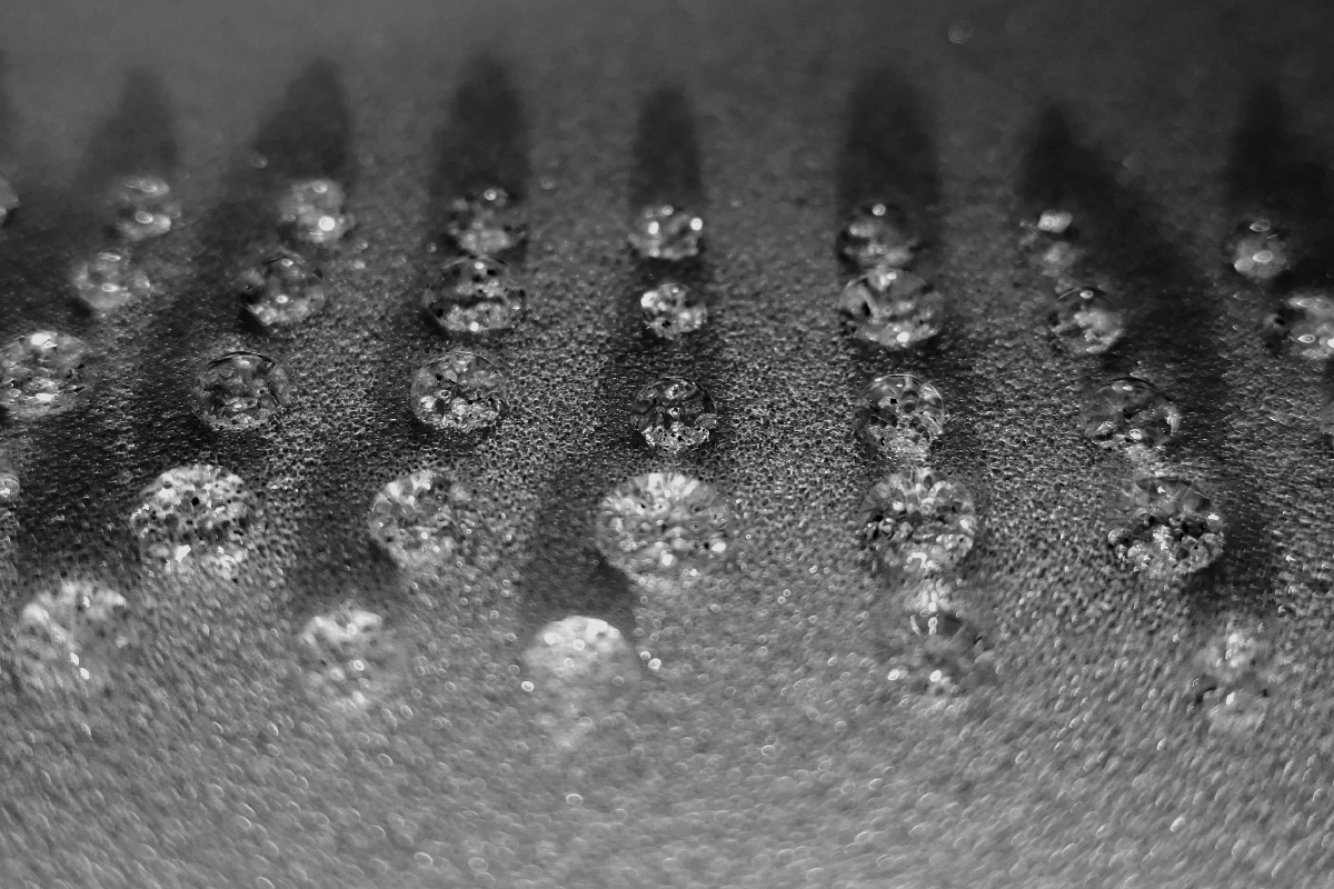 DROPLETS Georg Hättasch + Lion Beck
